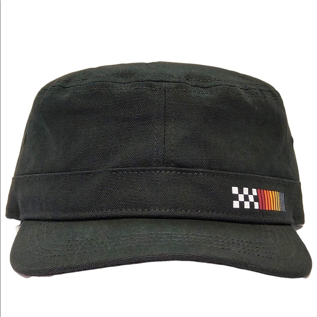 >Final Course Rainbow Pride Checker Logo On Side On Black Brand New Vans